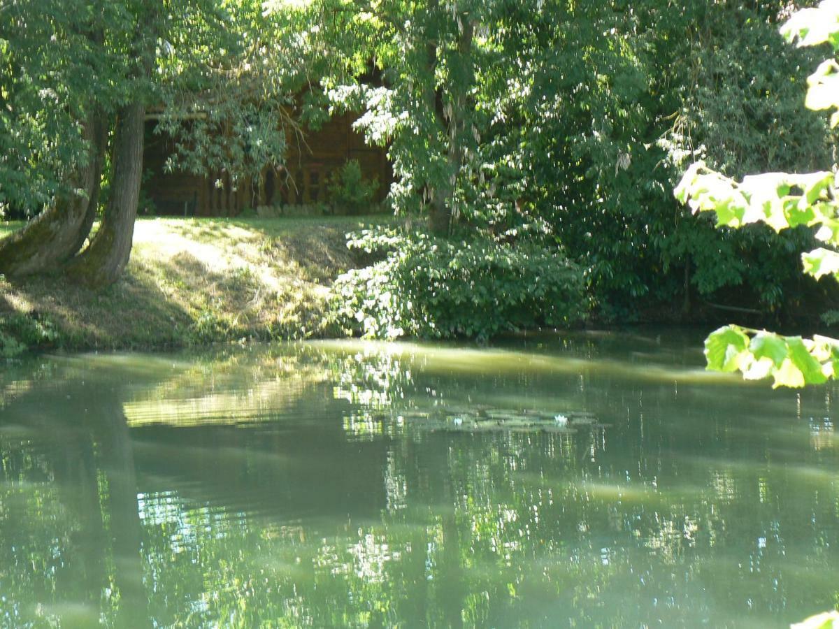 La Maison De L'Etang Sampigny Экстерьер фото